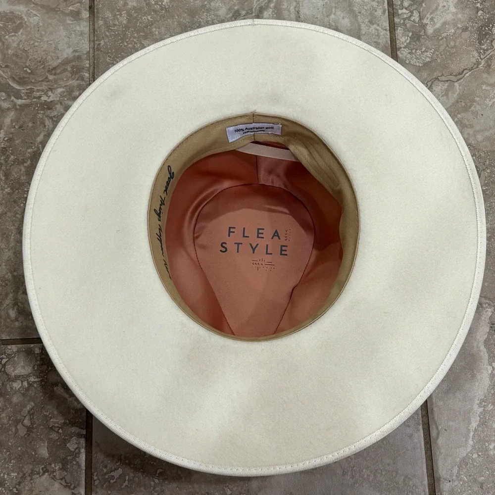 Flea Style White Australian Wool Wide Brim Fedora Hat Texas Feather 58cm